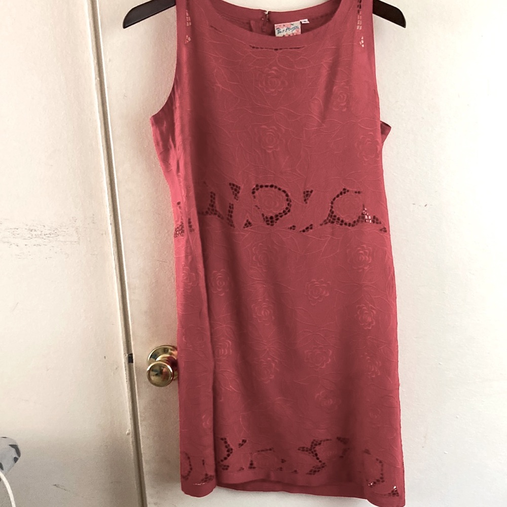 Far Away Vintage Red Rose prints. Size small